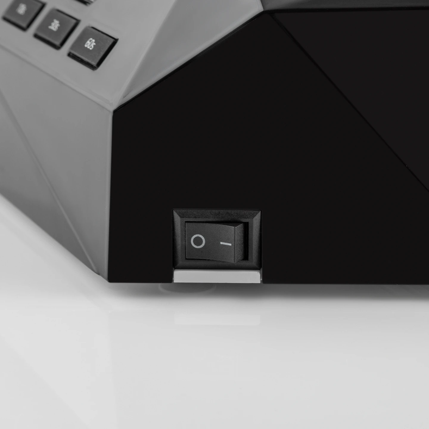 Beta LED Nail Lamp - Black 5 Beta LED Nail Lamp - Black - Image 5